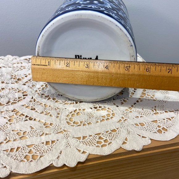 Pier 1 One Mandarin Cobalt Blue & White Canister Storage Jar 7” with Lid - Picture 8 of 9